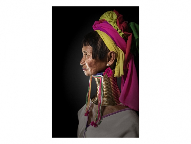 Ольга Мичи. Портрет женщины. Народ каян. Штат Кая, Мьянма. 2018. Собрание МАММ