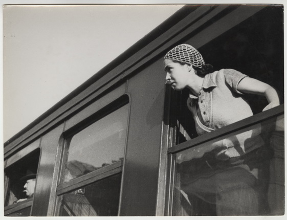 Андре Штайнер. 
Лили Штайнер, 1935.
Бромосеребряно-желатиновый отпечаток.
© Nicole Bajolet-Steiner