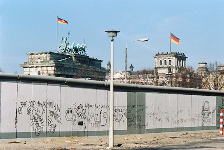 Klaus Lehnartz.
German Democratic Republic, East Berlin. 
February 23, 1990. 
© Presse- und Informationsamt der Bundesregierung (BPA)