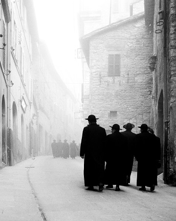 Elio Ciol.
Via Portica.
Assisi, 1958.
© Elio Ciol